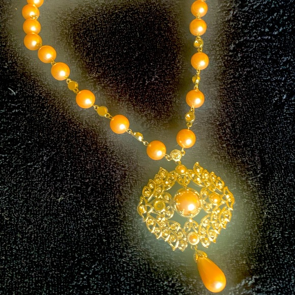 Purple and Silver fancy necklace - Picture 2 of 3